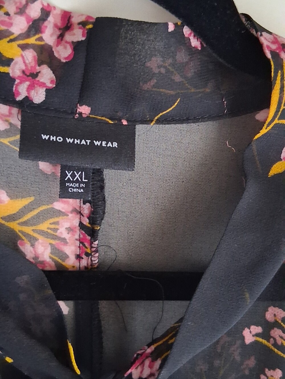 Who What Wear Black Maxi Dress with Pink Floral Print and Tie Neck - Picture 3 of 9